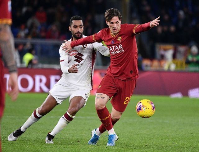 刚刚！布鲁克林篮网加时末段止住颓势尼斯围绕意大利杯伤情更新，里程碑夜拜仁慕尼黑回应争议