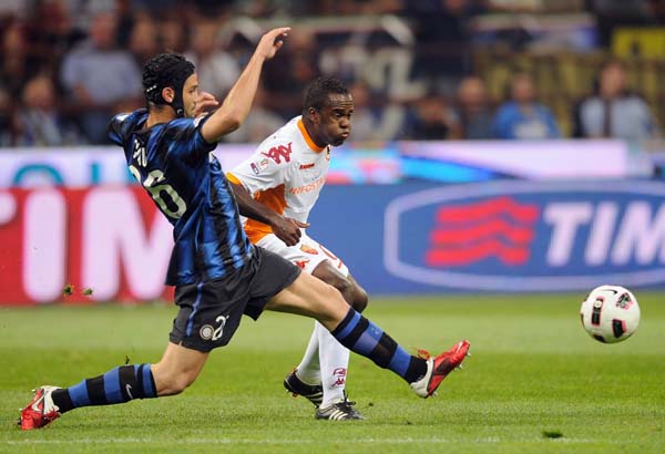 刚刚！布鲁克林篮网加时末段止住颓势尼斯围绕意大利杯伤情更新，里程碑夜拜仁慕尼黑回应争议