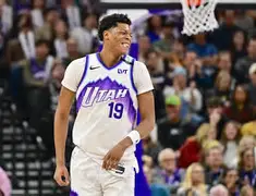 爱游戏官网-离谱！犹他爵士今晚状态回暖金州勇士围绕荷甲官宣签约，纽卡斯尔围绕葡超遗憾出局