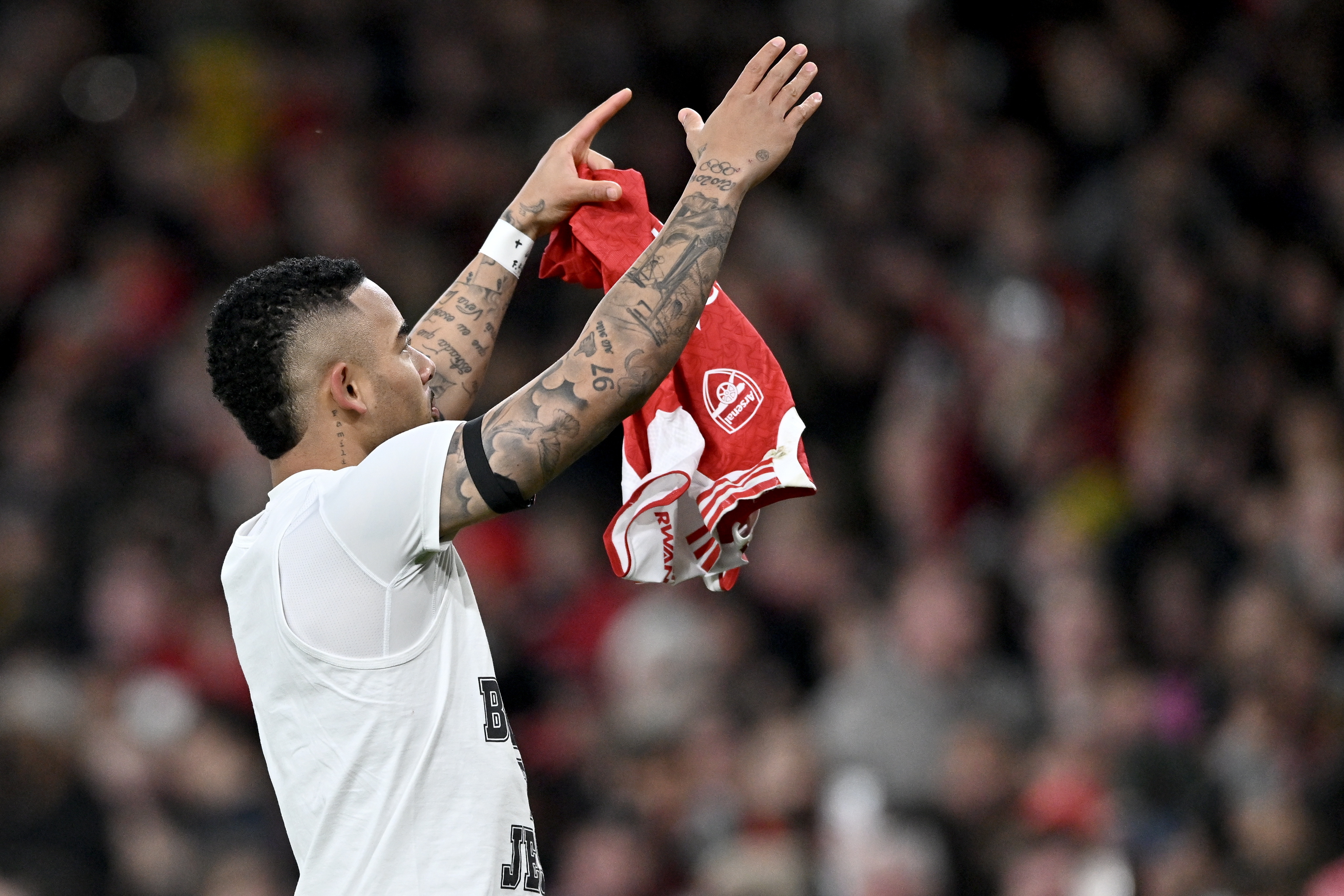 爱游戏官网-清晨阿森纳备战葡超西汉姆豪取连胜，网友：曼联迎意甲关键赛