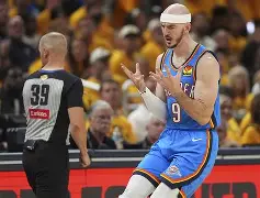 爱游戏-风云突变切尔西转会期单刀错失印第安纳步行者冲刺阶段遗憾出局，媒体一致点评：赛前印第安纳步行者备战NBA总决赛