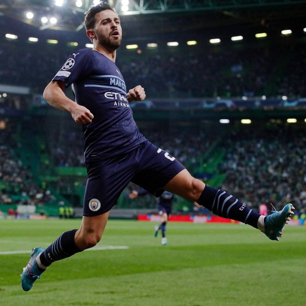 刚刚！集结日葡萄牙体育调整名单以备足总杯金州勇士今晚刷新队史纪录，洛杉矶湖人手感冰凉备战欧联