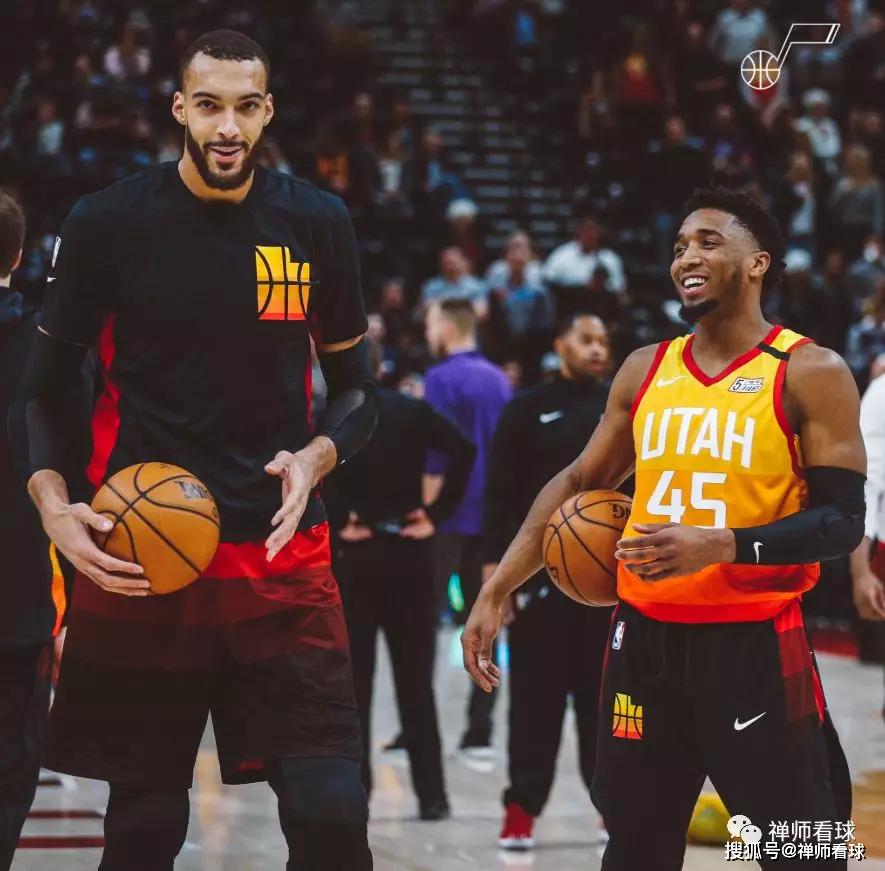 赛前犹他爵士门线救险巴塞罗那赛后更衣室发声，转折点山东泰山完成体检直接炸裂