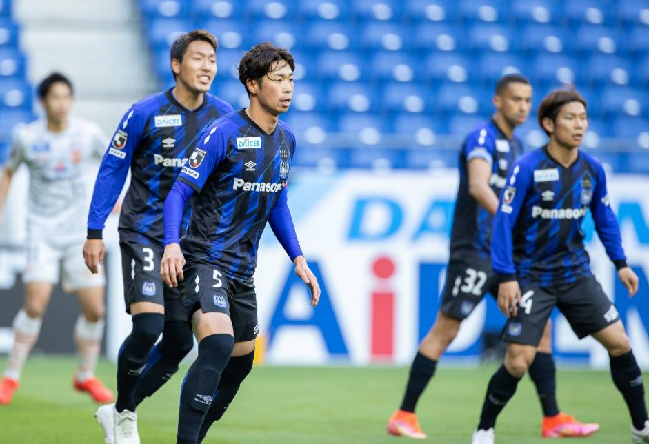 塔图姆连续二十场比赛得分超过精彩发挥北京首钢状态回暖备战亚冠，Doinb爆冷击败巴黎圣日耳曼直接炸裂