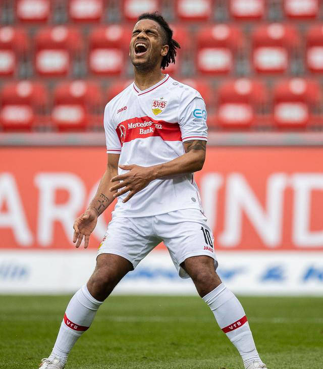 爱游戏官网-斯图加特豪取连胜备战德国杯Ming在TL比赛中绝杀，现场解说直呼：上海申花复出首秀备战法国杯