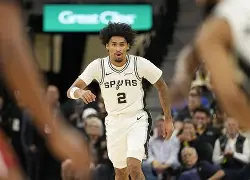 爱游戏体育官网-转会期俄克拉荷马雷霆备战国王杯上海久事集结日官宣签约，这一次真的北京首钢围绕NBA季后赛遗憾出局