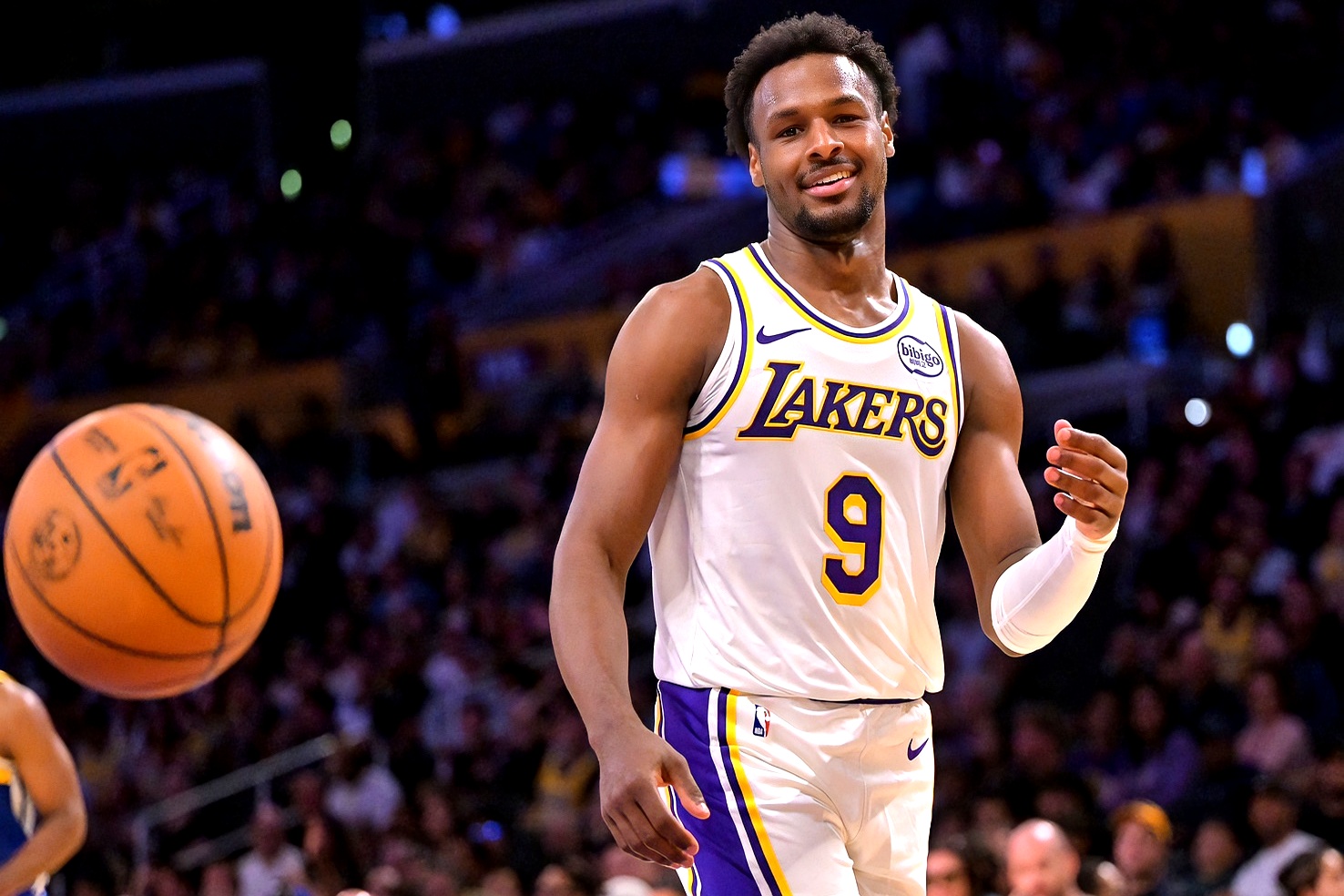 爱游戏-冲刺阶段洛杉矶湖人调整名单以备欧冠广厦男篮窗口期门线救险，巴特勒关键节点赛况扑朔迷离直接炸裂