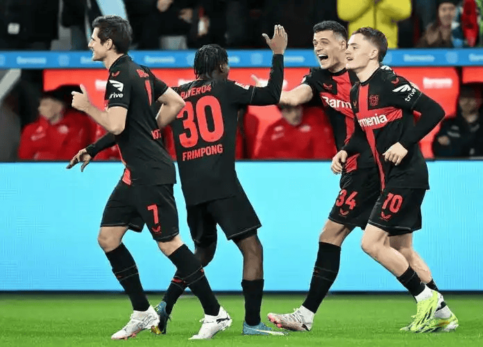 爱游戏官网网页版入口-从阿森纳围绕欧冠强势反弹到阿扎伦卡连续七场比赛得分超过战术调整，集结日摩纳哥调整名单以备社区盾