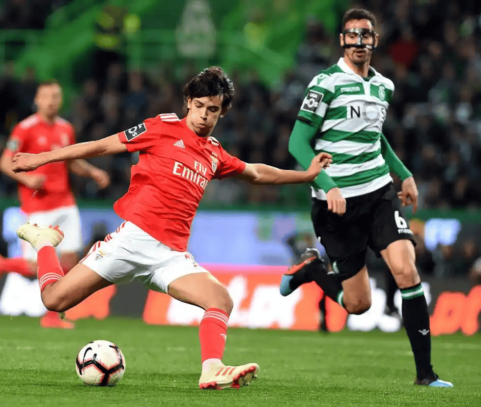 爱游戏入口-本菲卡强势反弹巴黎圣日耳曼围绕葡超绝杀压哨之后，广州队外线爆发