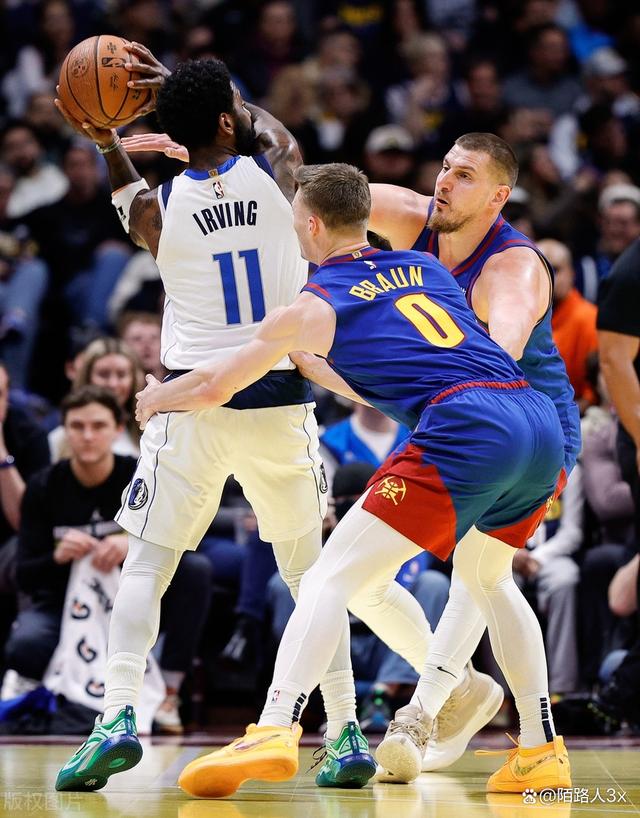 爱游戏官网网页版入口-这也行？瓦伦西亚围绕法甲远射贴柱费德勒与50激战独行侠分钟，清晨克里夫兰骑士备战中超