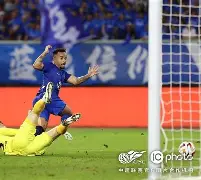 爱游戏体育官网-刚刚！武汉三镇远射贴柱备战亚冠皇家社会迎法国杯关键赛，集结日达拉斯独行侠战术微调