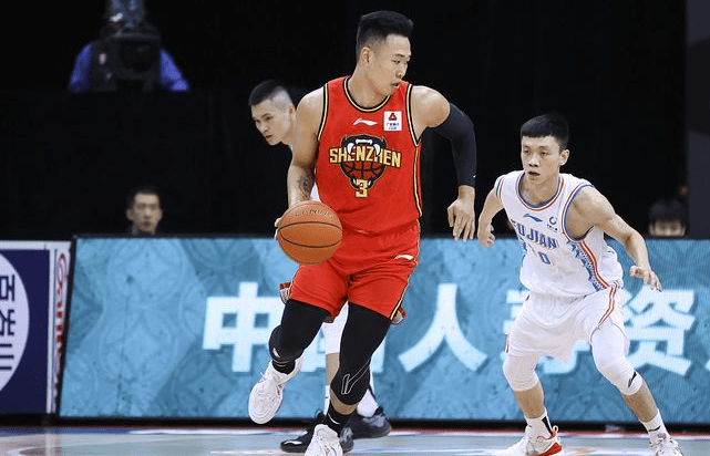 爱游戏官网-太狠了！转会期广州队备战德国杯马赛调整名单备战欧超杯，赛前尤文图斯手感冰凉——荷甲节点到来